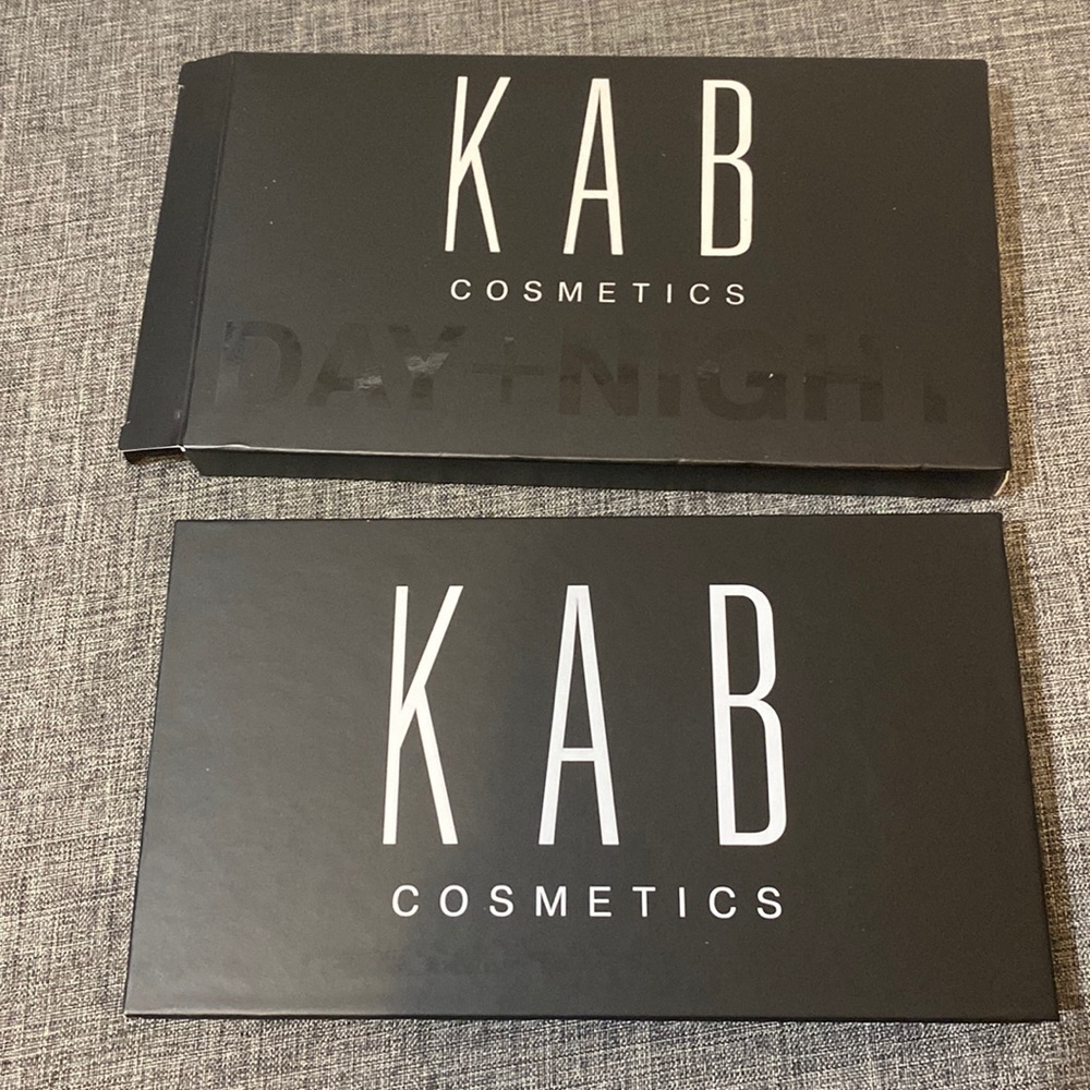 (NIB)KAB Day+ Night Eyeshadow Palette